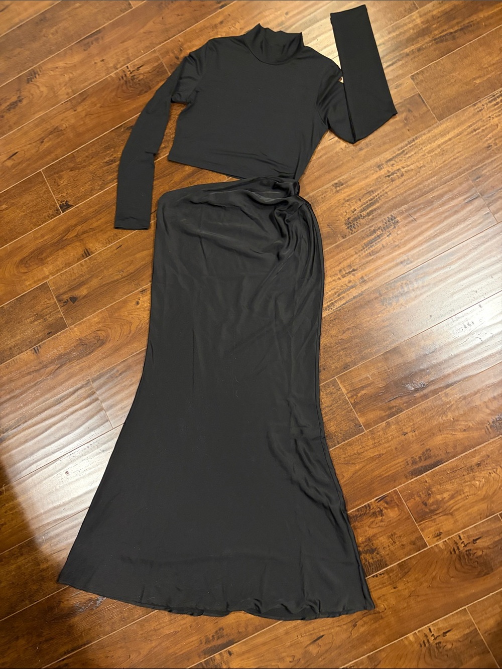 Black Two-Piece Maxi Set - Long Sleeve Crop Top & Skirt